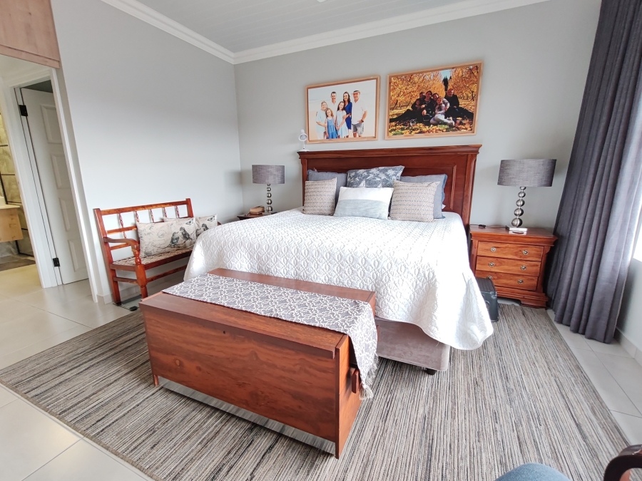 3 Bedroom Property for Sale in Avonddans Western Cape